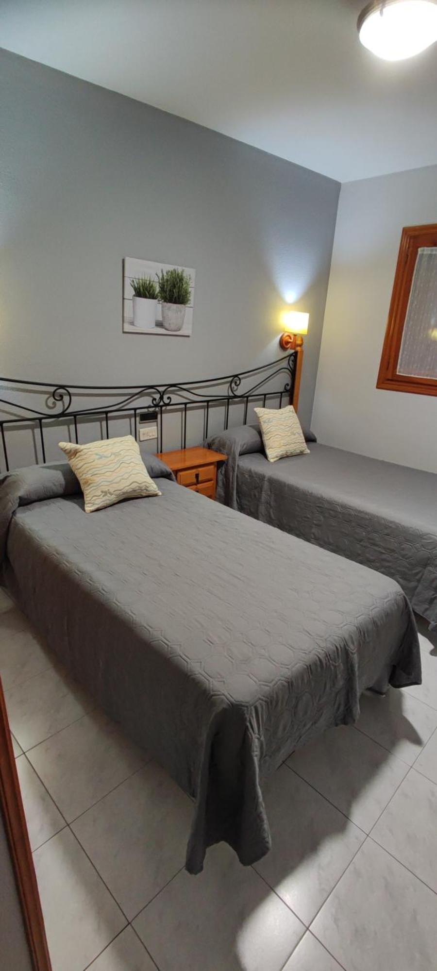 Gavín Apartamentos Lausan מראה חיצוני תמונה