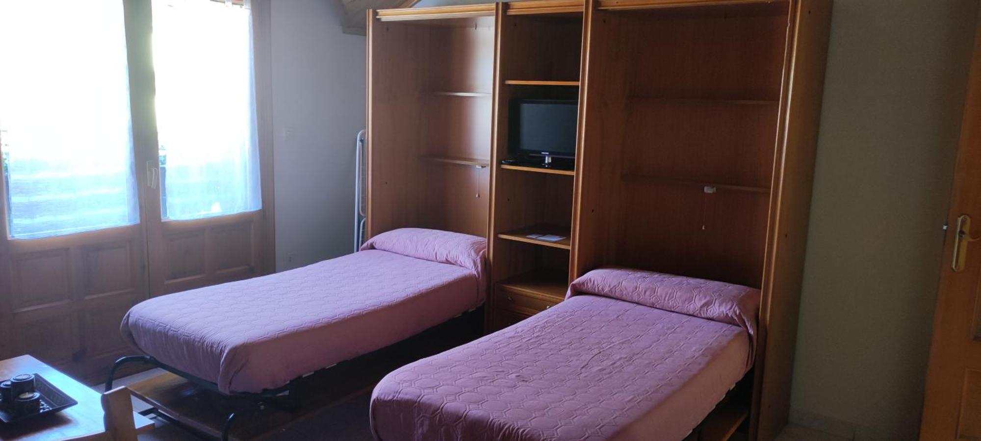 Gavín Apartamentos Lausan מראה חיצוני תמונה